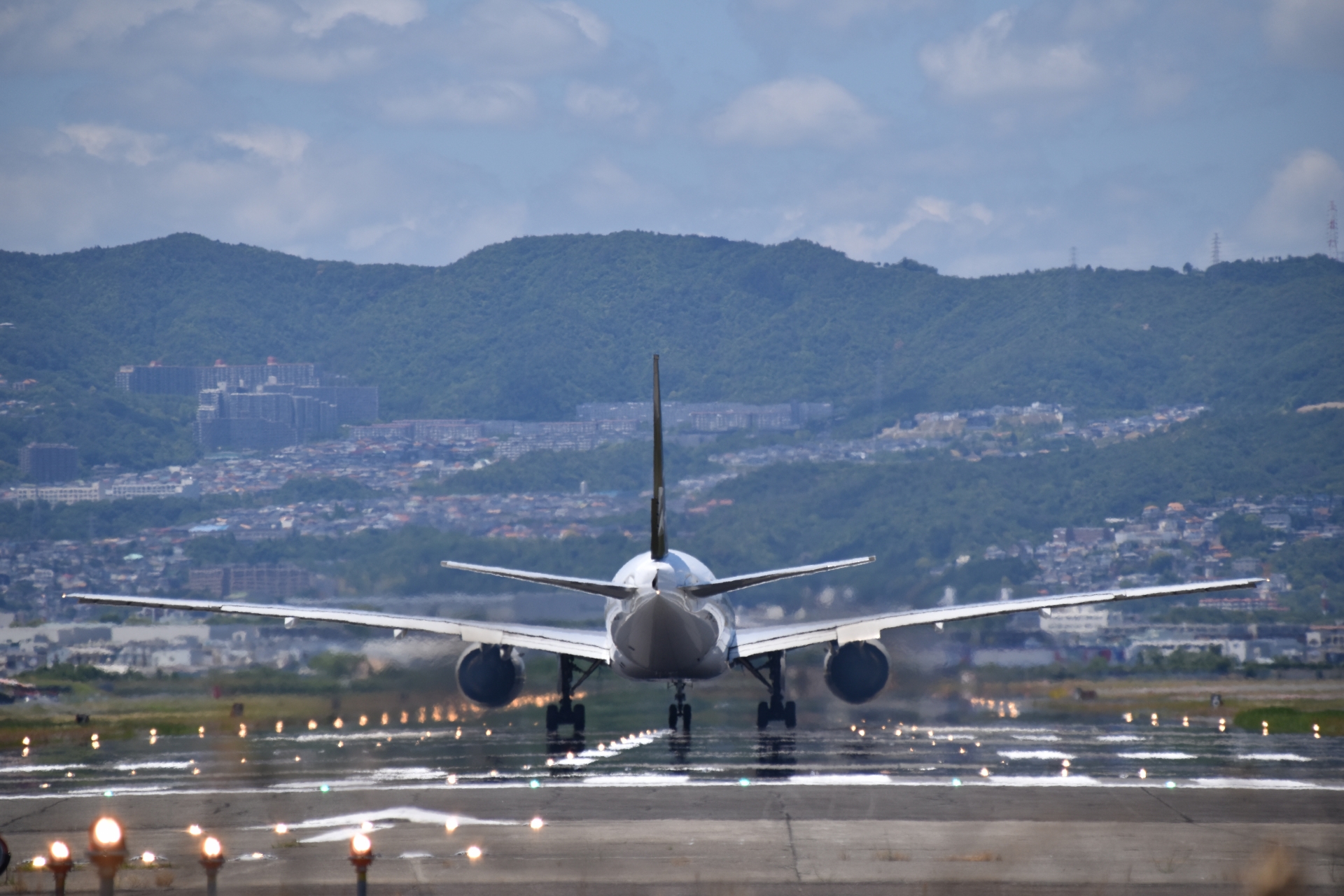 大阪（伊丹）空港から京都への行き方