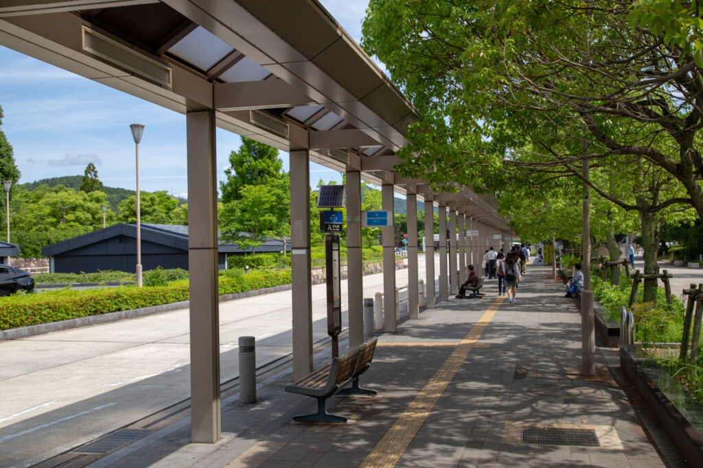 京都国際会館駅　貴船へのバス停